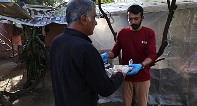 Alanya Aşevi’nden ihtiyaç sahiplerine günde 2 öğün sıcak yemek