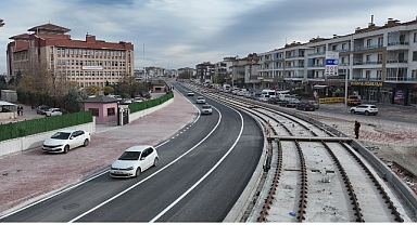 Başkan Altay Adliye – Şehir Hastanesi Raylı Sistem Bağlantısında Çalışmaların Sona Yaklaştığını Açıkladı
