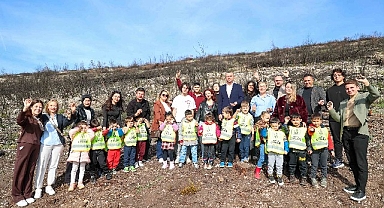 Minik ellerden yanan alanlara umut tohumları