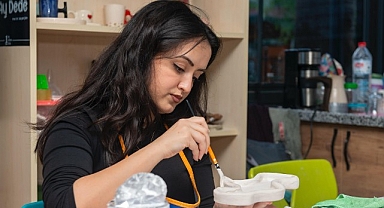 Yenişehir Belediyesinin kadınlara yönelik seramik eğitimleri başladı