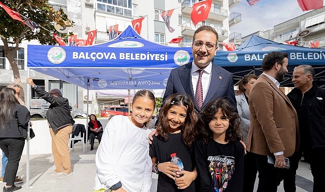 Balçova’da Cumhuriyet Coşkusu Yüksek Sadakat Konseriyle Zirveye Ulaştı