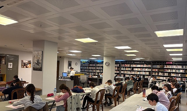 Efes Selçuk Belediyesinden Öğrencilere Sınav Hazırlığında Destek